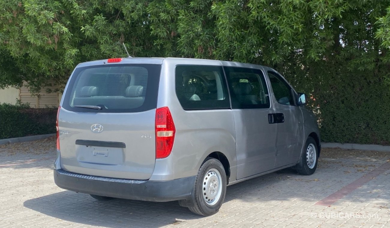 Hyundai H-1 Base ‏خليجي