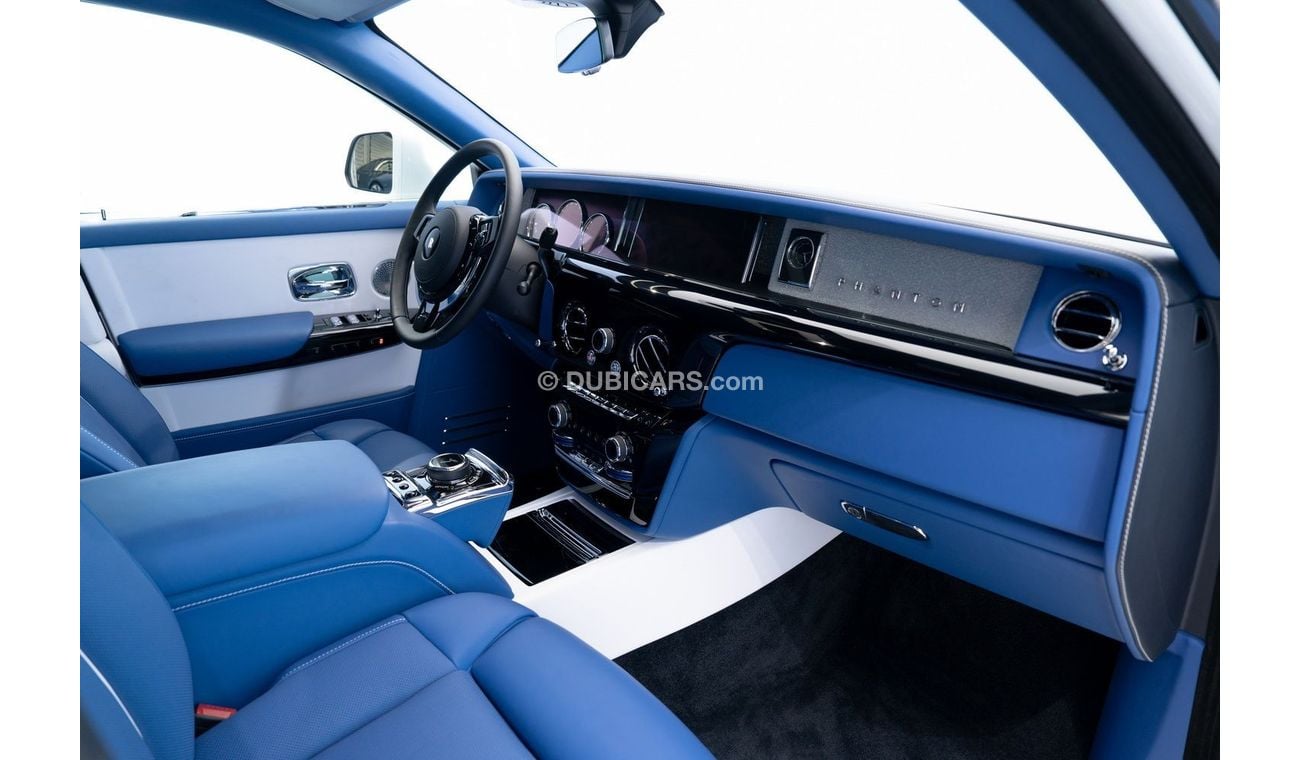 Rolls-Royce Phantom EWB 6.8L