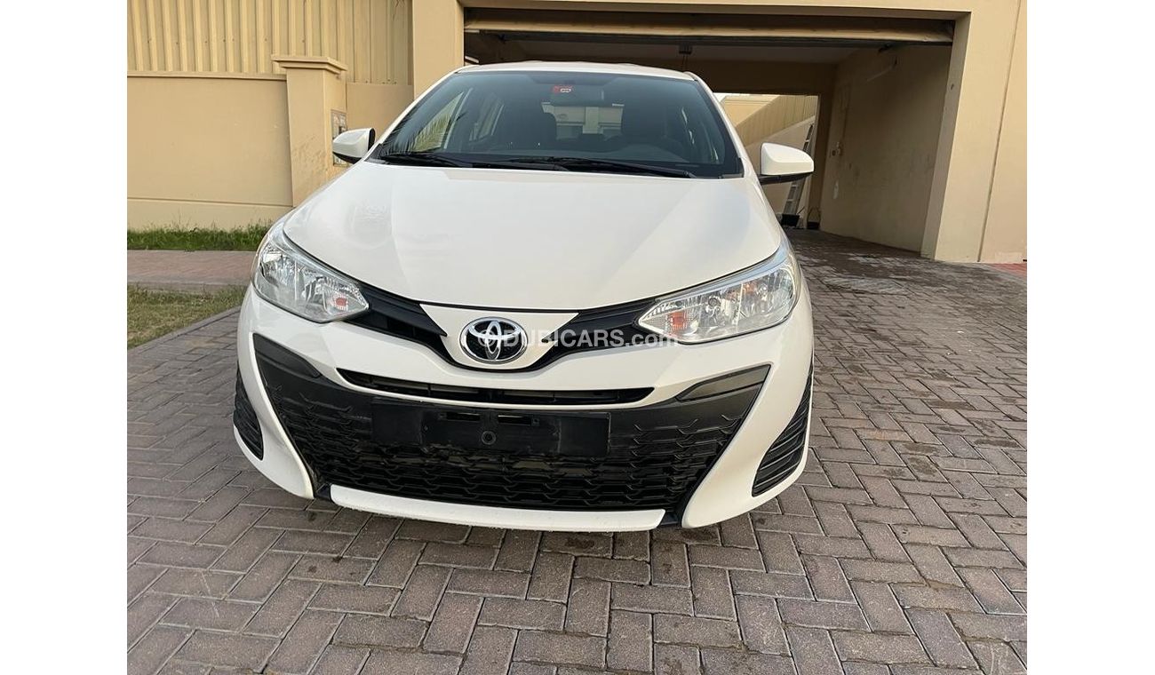 Used Toyota Yaris SE 2019 for sale in Dubai - 669070