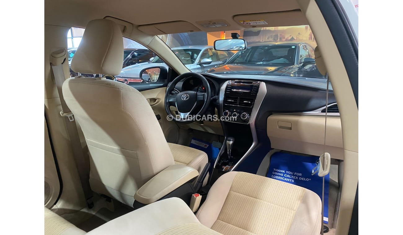 Toyota Yaris AED 782 EMi @ 0% DP | GCC | Under Warranty | Certified Pre-owned |