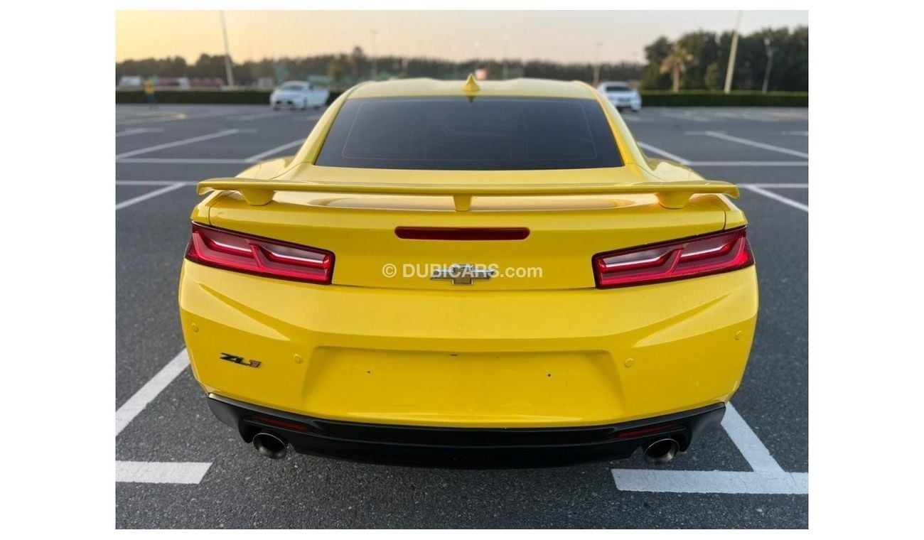 Chevrolet Camaro RS