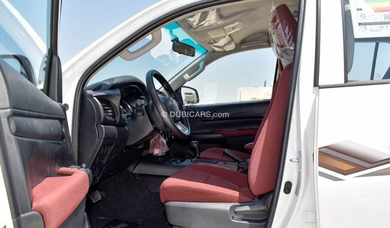 تويوتا هيلوكس Toyota hilux 2.7L petrol A/T MY2024