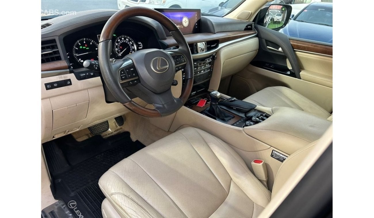 Lexus LX570 Sport black and beige