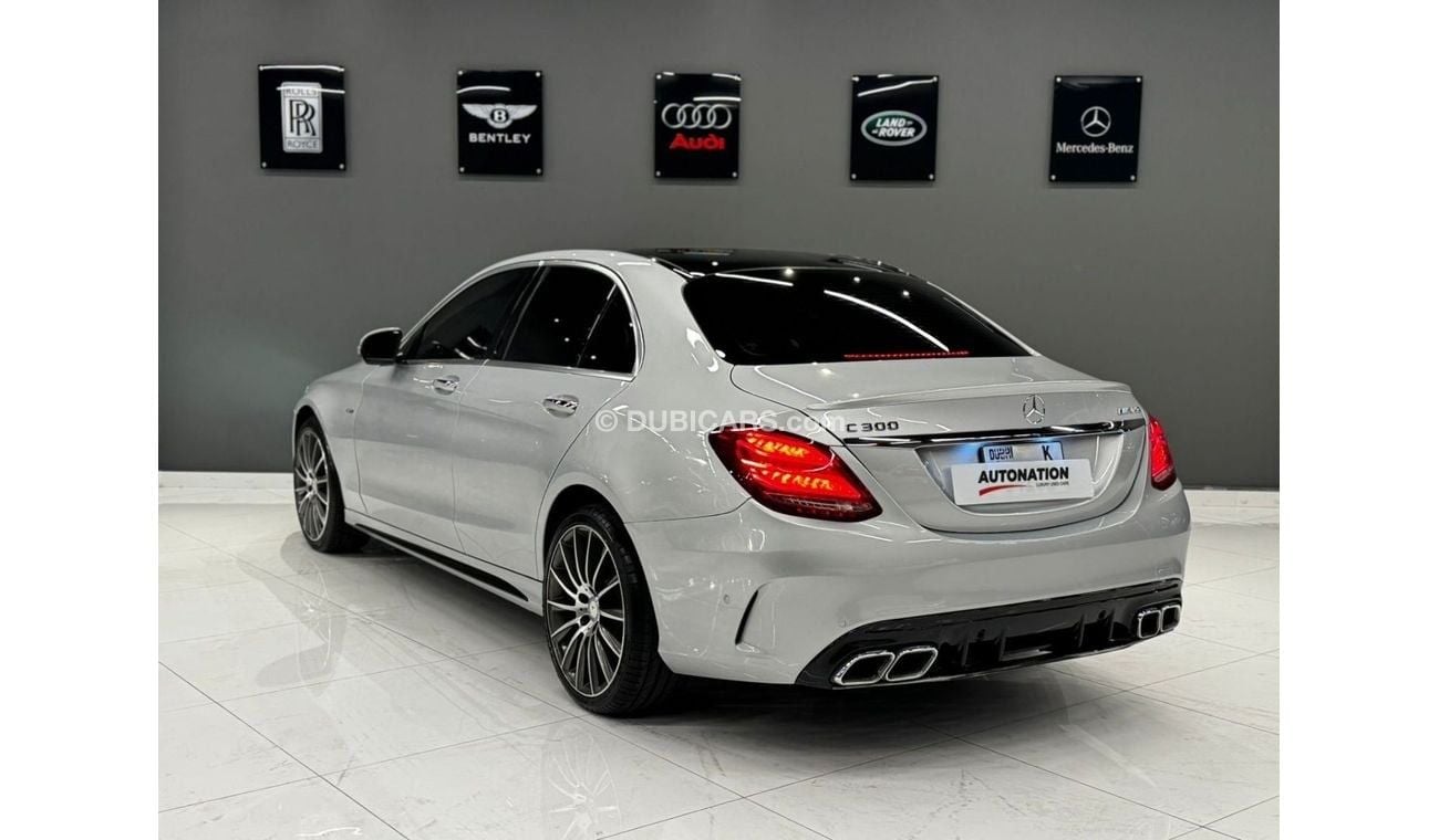 Mercedes-Benz C 300 Luxury 2.0L