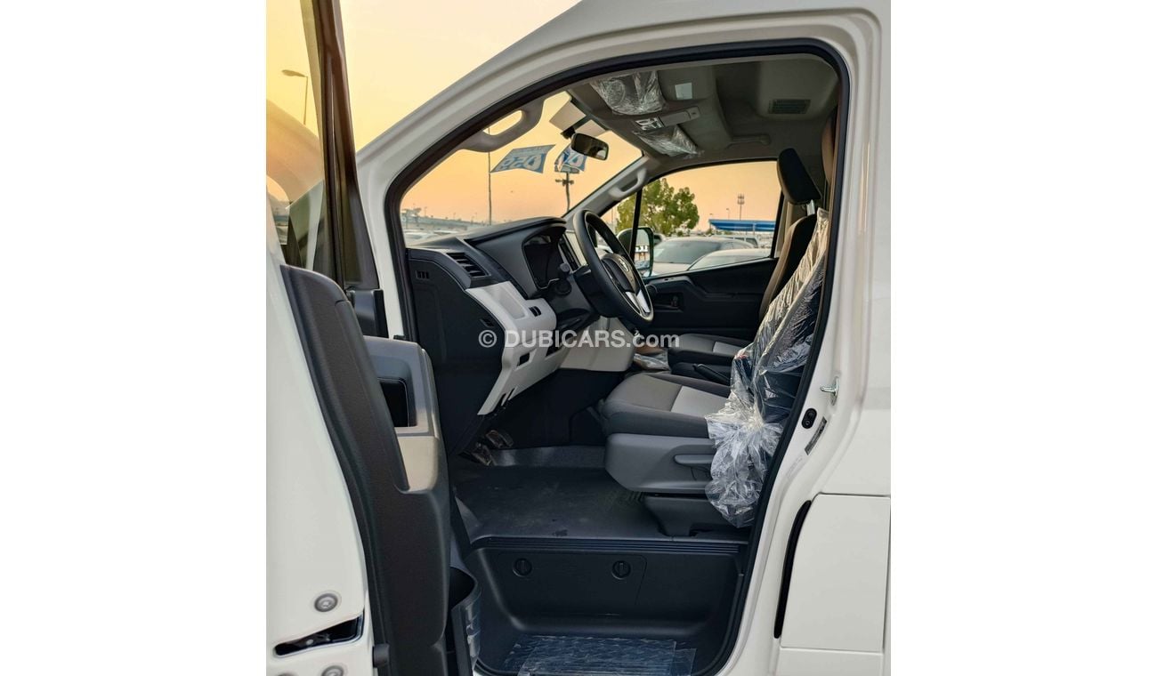 Toyota Hiace DX / 3.5L V6 PETROL / M/T / 13 SEATER / NEW SHAPE (CODE # HIGHROOFDX)