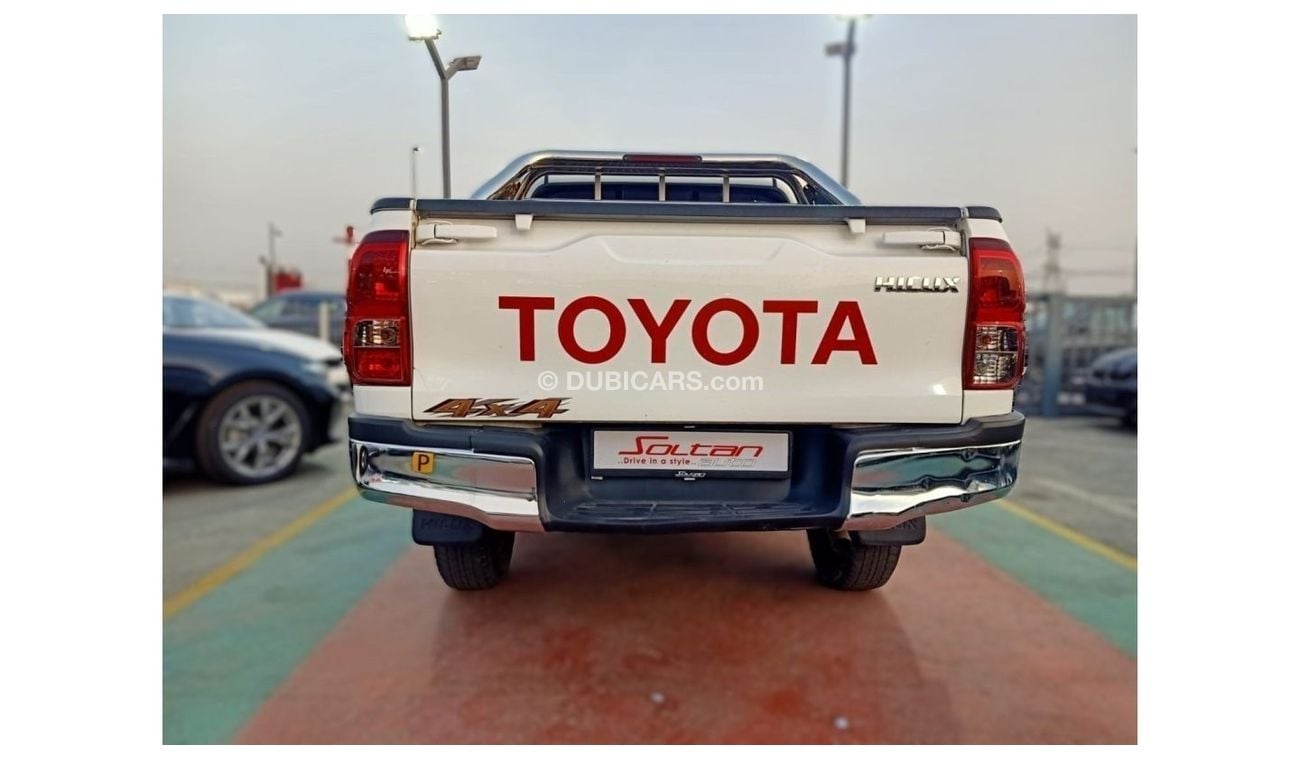 Toyota Hilux Double Cab Utility Used Hilux (2021 )2.7 petrol  manual ,,,4X4,,, white color red interior red