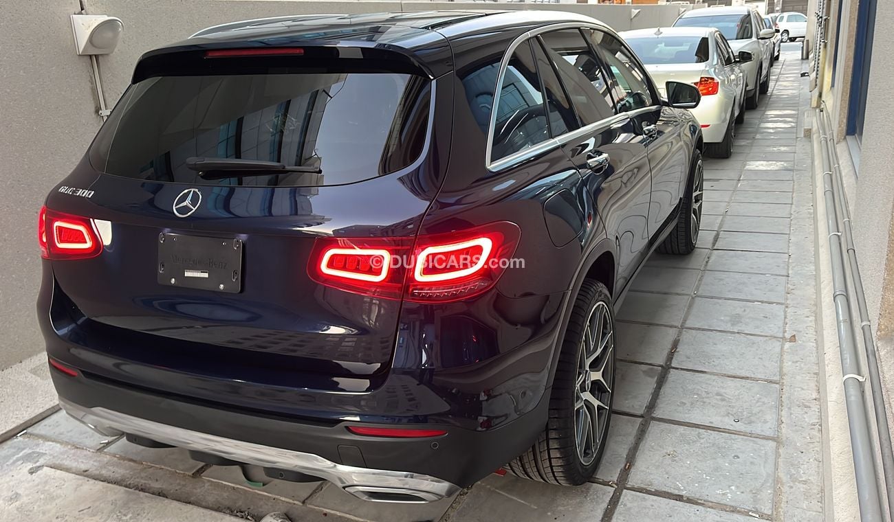 مرسيدس بنز GLC 300 Std 2.0L