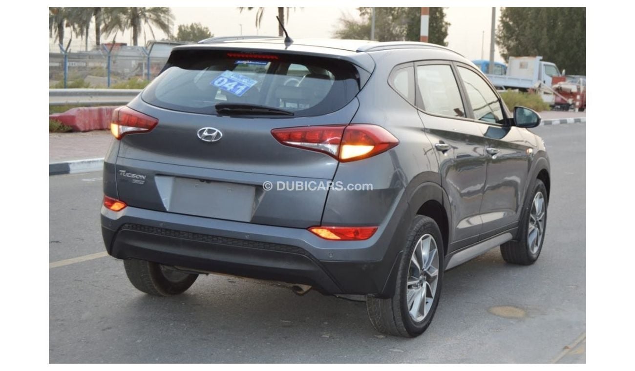 Hyundai Tucson Full option clean car