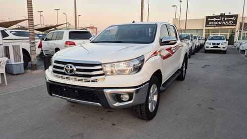 تويوتا هيلوكس Toyota Hilux 2016 GL 2.7L Double Cab Utility 4WD clean car no any work required just buy and drive a