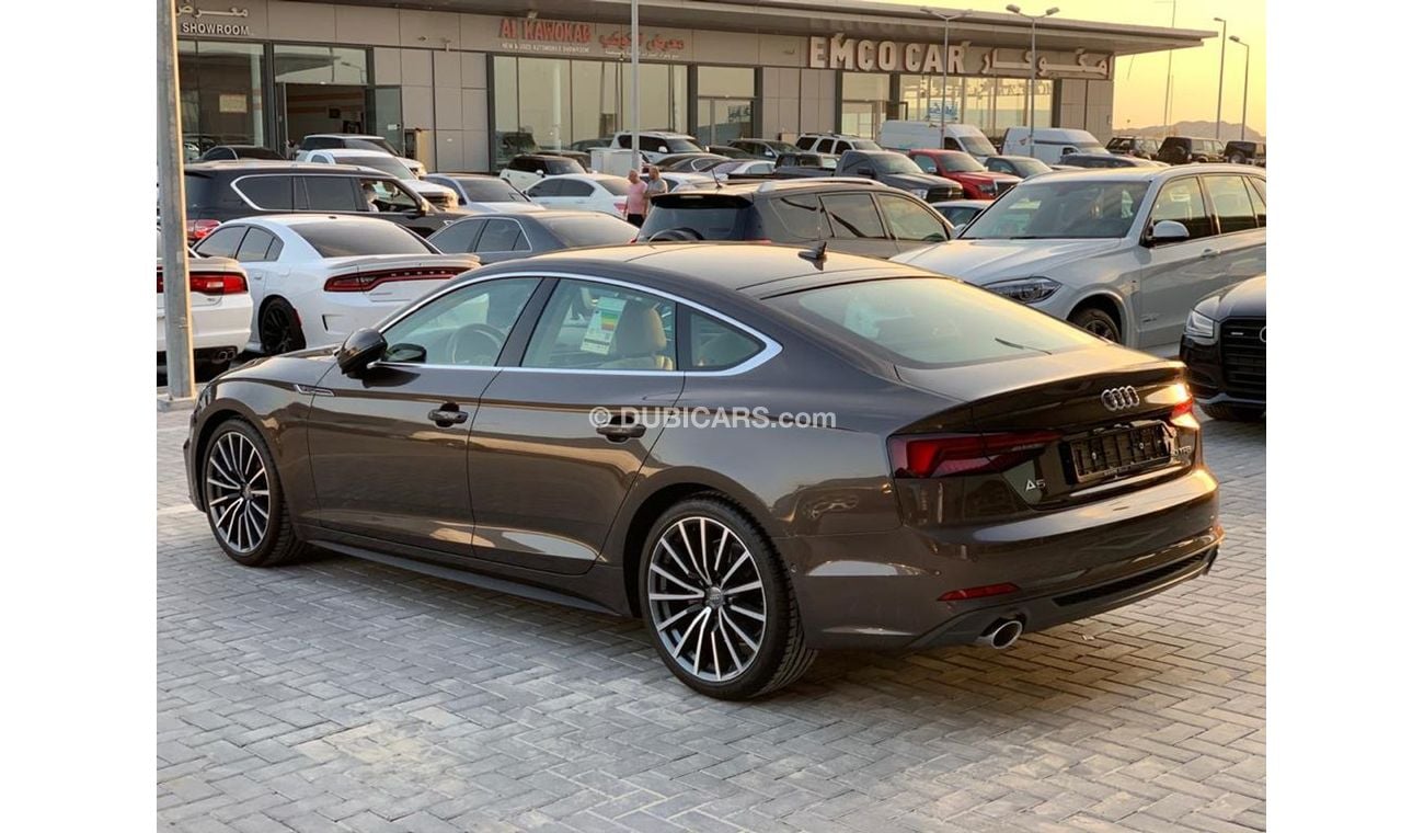 أودي A5 A5 Sportback 40TFSI Design 190hp 2019 zero km GCC