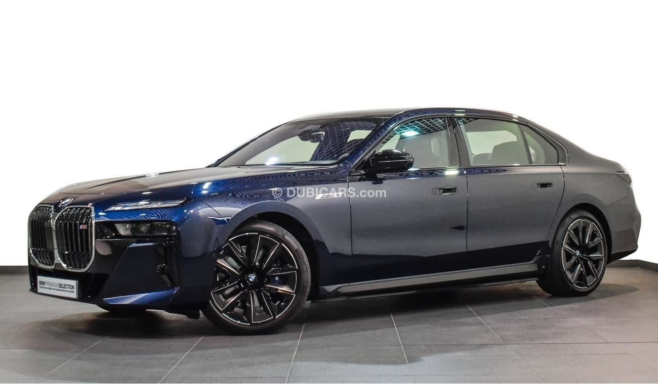 BMW i7 M70