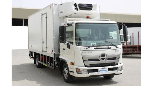 هينو 500 LHD FD 1024 TRUCK REFRIGERATOR BOX 7 TON EURO 4 2023MY