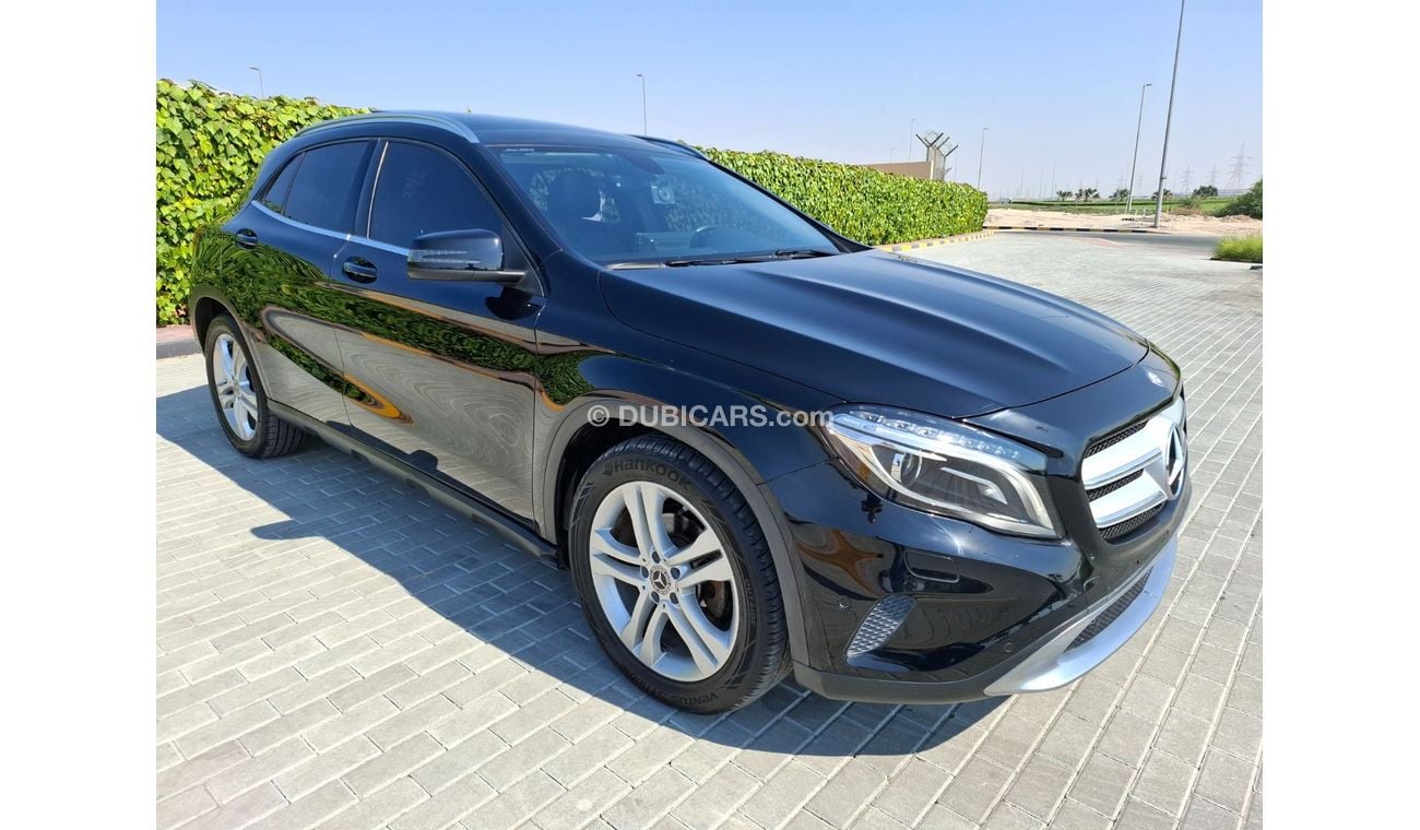 Mercedes-Benz GLA 200 Mercedes-Benz GLA200d 2015 full option