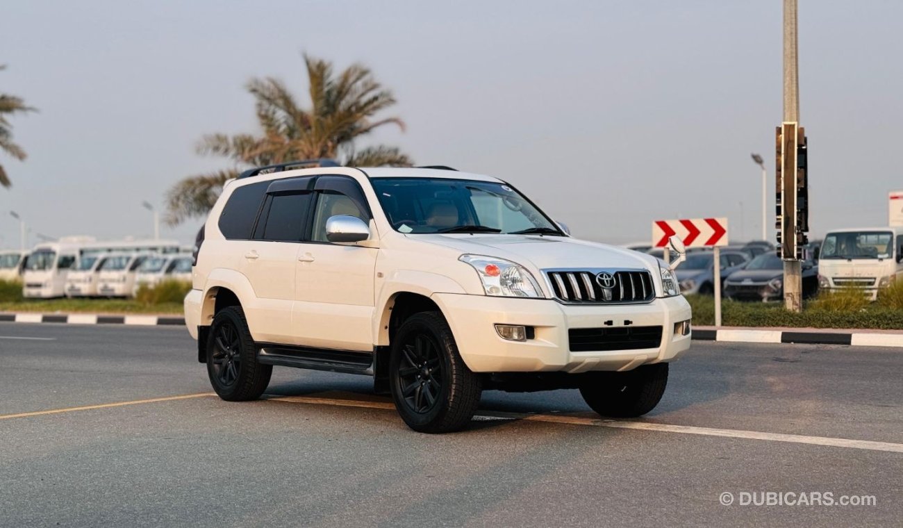 Toyota Prado PREMIUM BEIGE INTERRIOR | SUNROOF | 3.0L DIESEL | RHD | 2007 | FENDER HOOD MIRROR