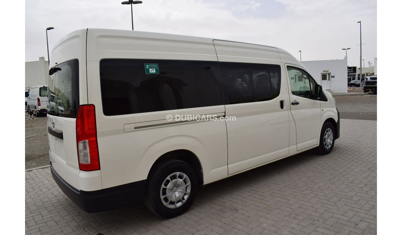 Toyota Hiace Commuter GL High Roof Toyota Hiace Highroof Bus 3.5L, 6Cylinder, Model:2019. Free of accident