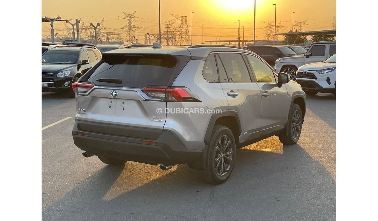 تويوتا راف ٤ XLE 2.5L 2022 TOYOTA RAV4 XLE PREMIUM HYBRID 4x4 FULL OPTIONS IMPORTED FROM USA