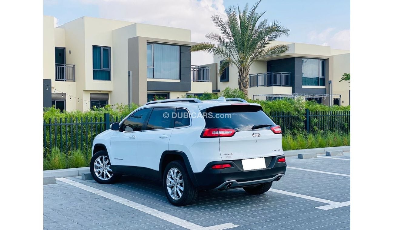 Jeep Cherokee Limited 2014 || GCC || 4x4 || Panoramic Roof