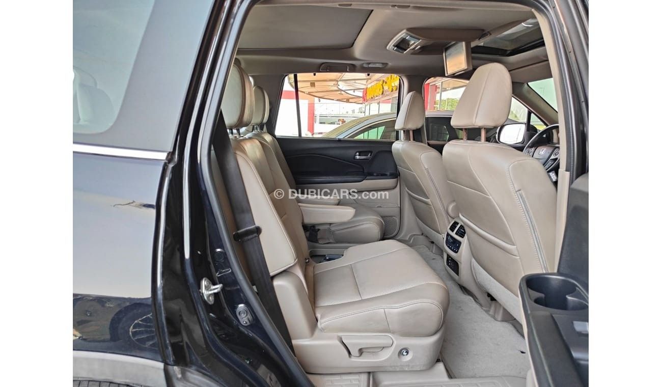 هوندا بايلوت AED 1,700 P.M | 2016 HONDA PILOT TOURING AWD 3.5L | 7 SEATS | FULLY LOADED VIP | GCC