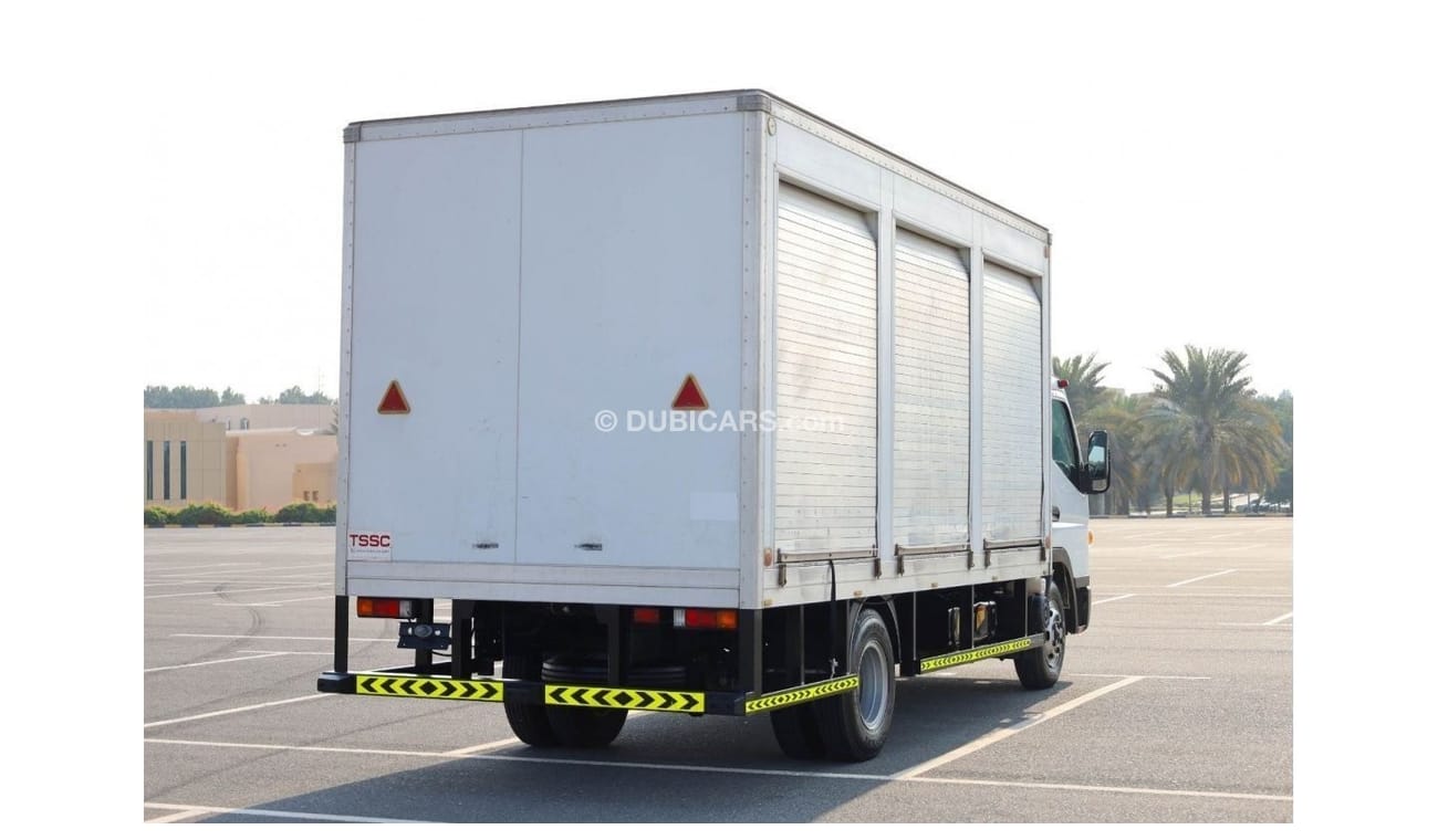 Mitsubishi Canter | Long Chassis | Shutter Box Water Body | Excellent Condition | GCC