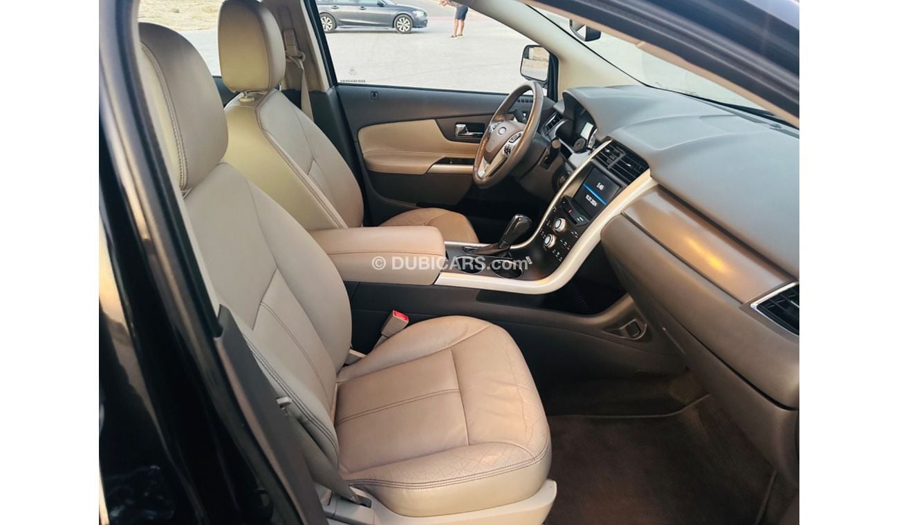 Ford Edge MODEL 2014 GCC CAR PERFECT CONDITION ONE OWNER 2 keys