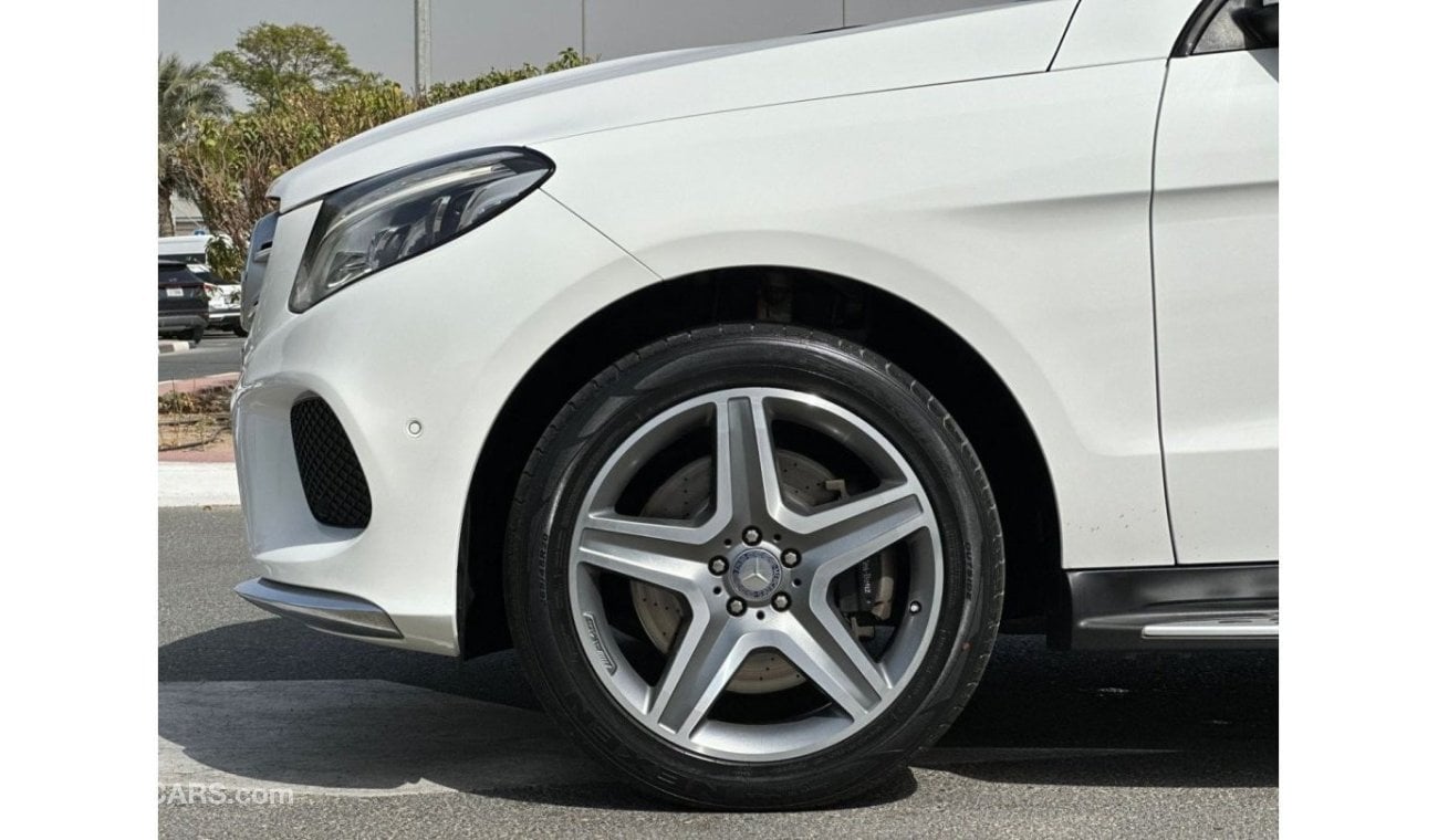 Mercedes-Benz GLE 400 AMG Mercedes GLE 400 AMG Kit / GCC / 2016 / Perfect Condition / 1970 Dirhams Monthly / 2 Keys