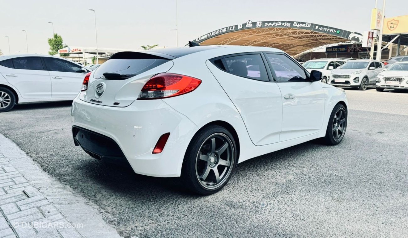 Hyundai Veloster