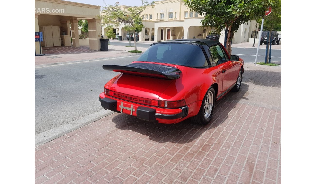 Porsche 911 Targa