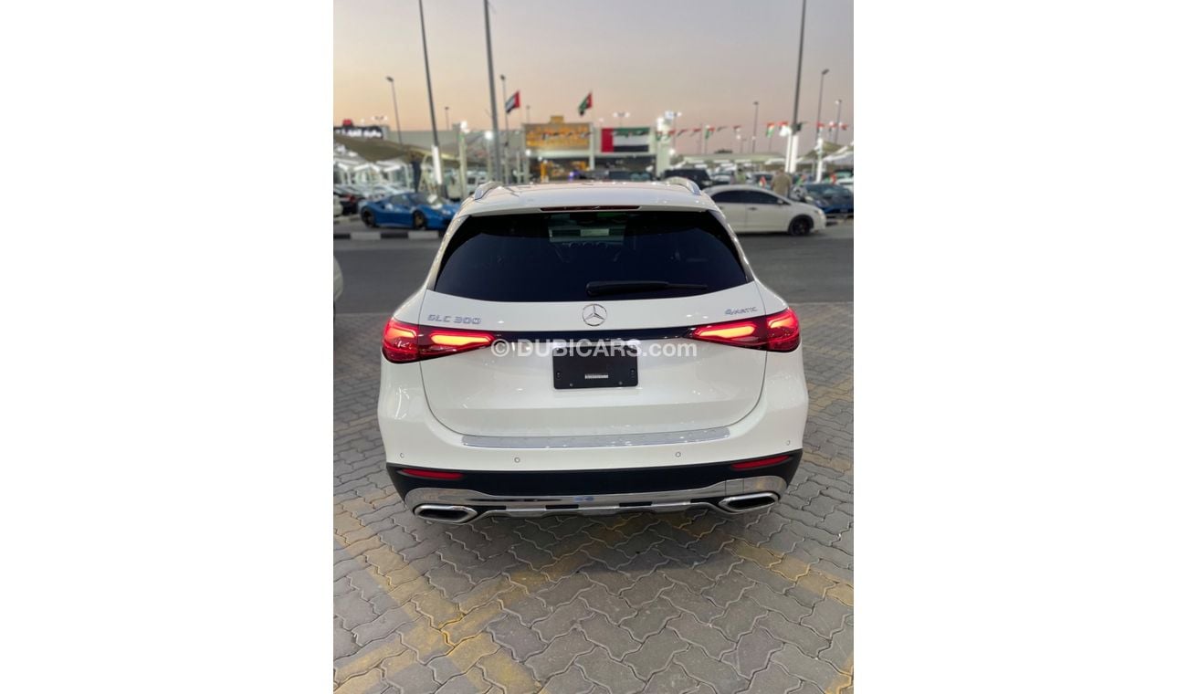 مرسيدس بنز GLC 300 4Matic