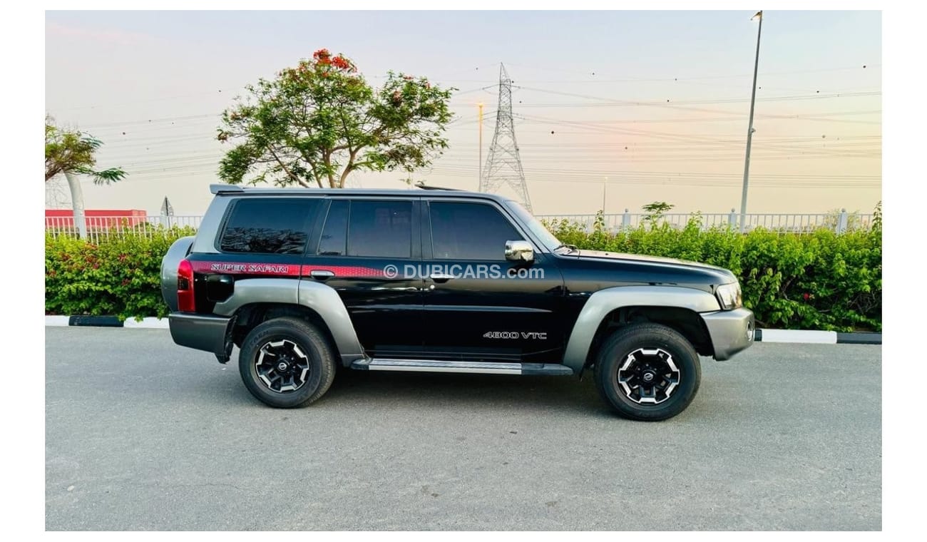 نيسان باترول سوبر سفاري NISSAN PATROL SUPER SAFARI 4.8L MODEL 2021 GCC VERY GOOD CONDITION