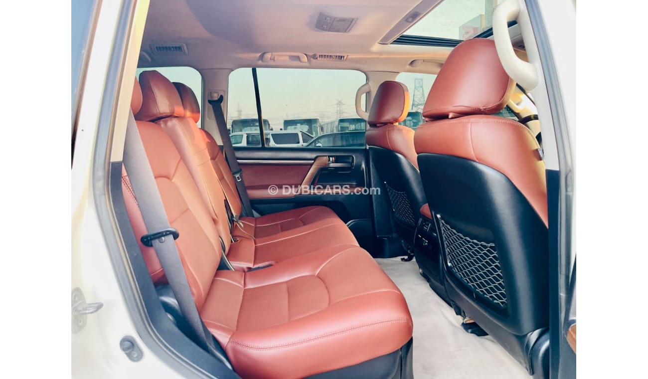 تويوتا لاند كروزر Toyota landcuriser GXR V8 2018 Diesel full option Top the range excellent condition