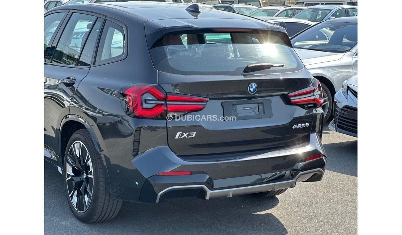 بي أم دبليو iX3 BMW IX3 2024