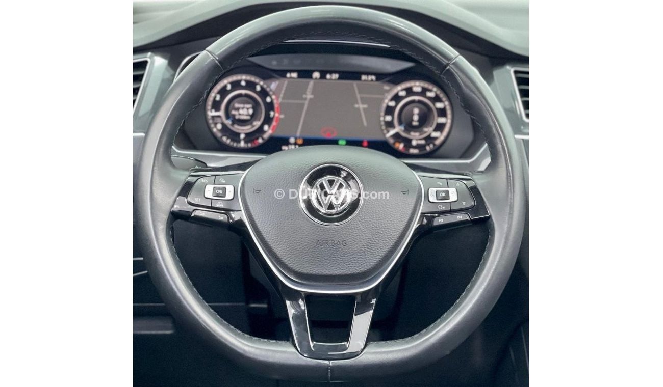 Volkswagen Tiguan 2018 Volkswagen Tiguan SEL 4 Motion, Full Volkswagen Service History, Warranty, Low Kms, GCC