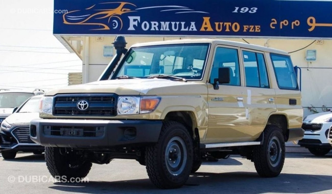 Toyota Land Cruiser Hard Top TOYOTA LAND CRUISER HARDTOB 5 DOOR  4X4 4.2L V6 DIESEL///2023///SPECIAL OFFER///BY FORMULA AUTO FOR