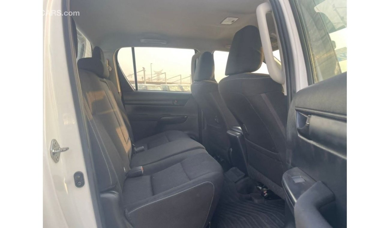 تويوتا هيلوكس 2021 Toyota Hilux Deisel - 2.8L V4 - Right Hand Drive UAE PASS