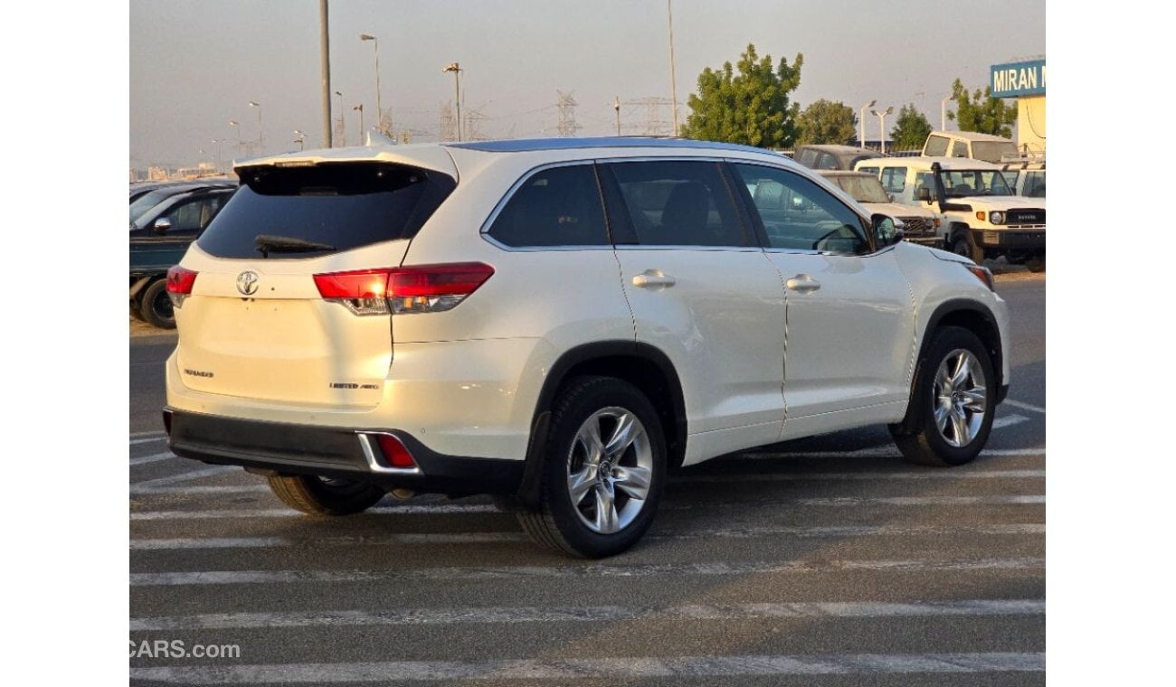 Toyota Highlander 2018 Model Limited 4x4 , sunroof and 7 seater