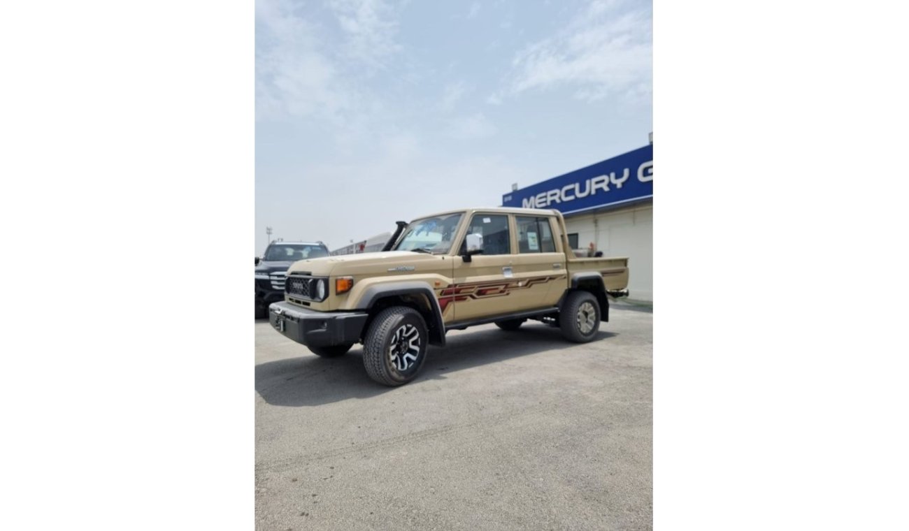 تويوتا لاند كروزر بيك آب VDJ79 2.8L DIESEL A/T FULL OPTION DOUBLE CABIN PICKUP