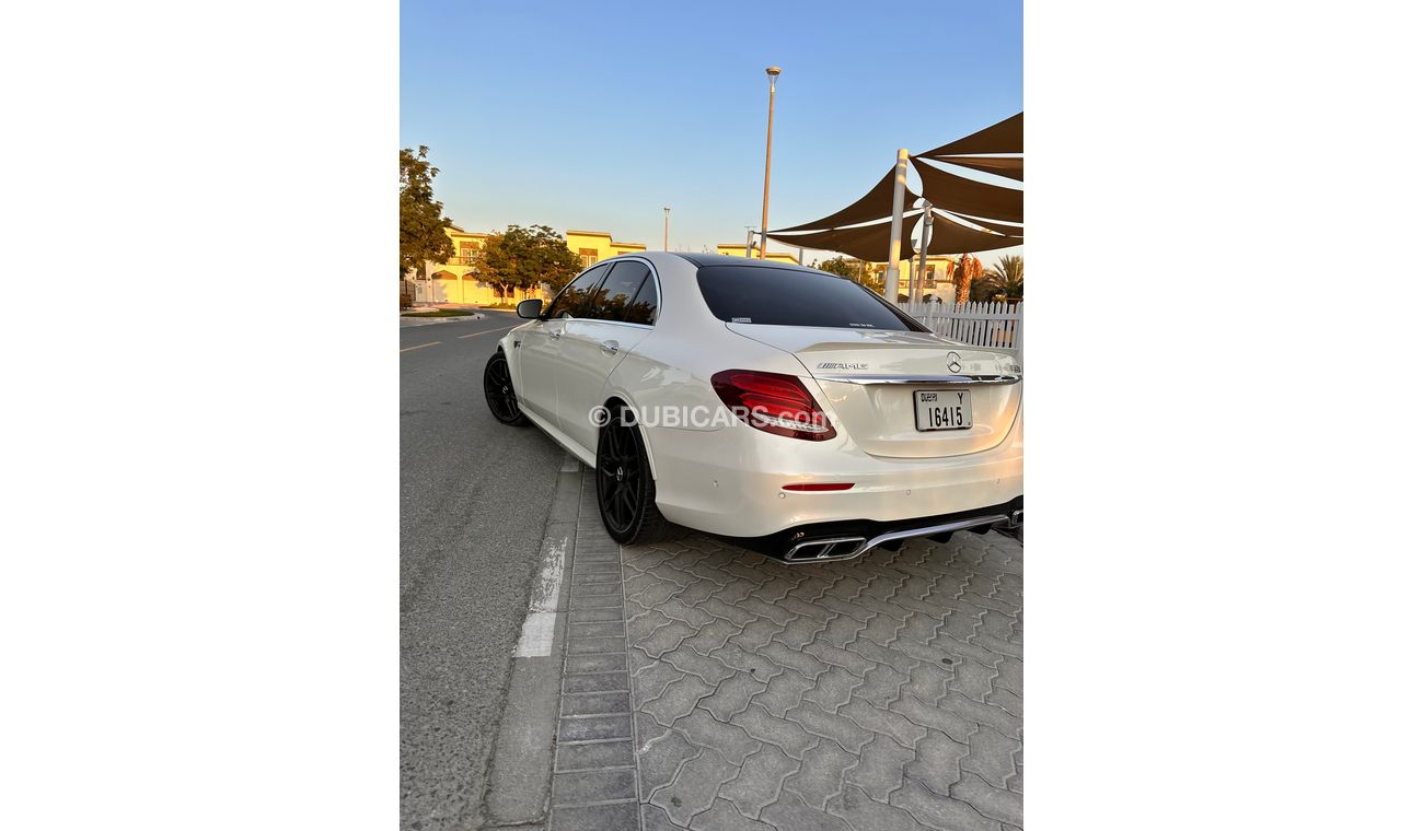 Mercedes-Benz E 63S AMG