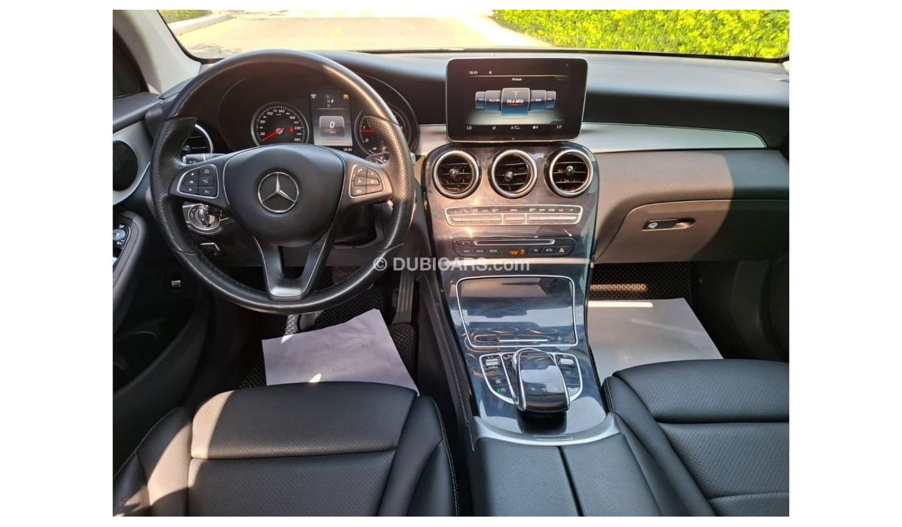 Mercedes-Benz GLC Coupe 200 Mercedes-Benz GLC220d 2018 full option