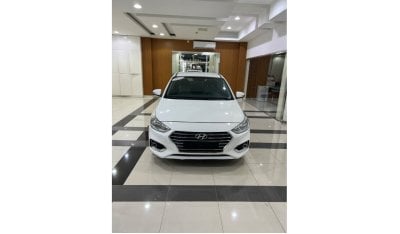 Hyundai Accent Mid Hyndai accent 2020 model GCC