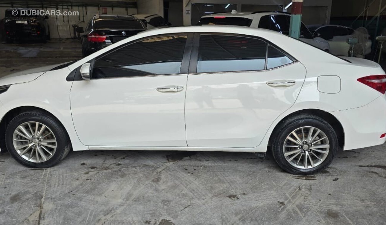 Toyota Corolla LIMITED EDITION 2.0