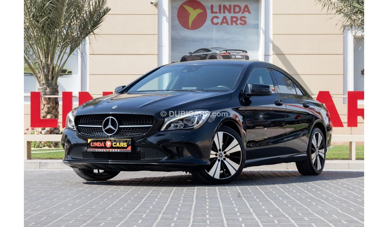 مرسيدس بنز CLA 200 Std 2.0L Mercedes-Benz CLA200 2019 GCC under Warranty with Flexible Down-Payment.