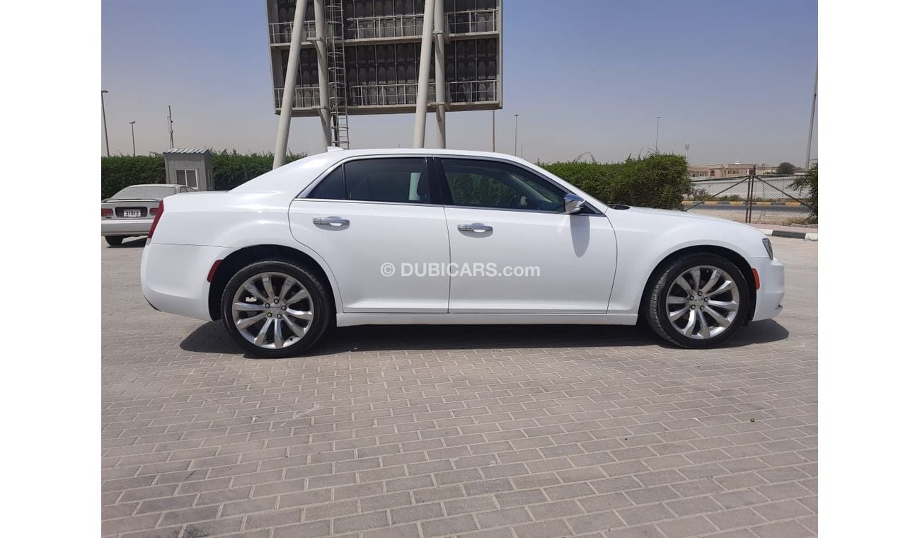 Chrysler 300C Plus Chrysler C300 2019 full options no 2