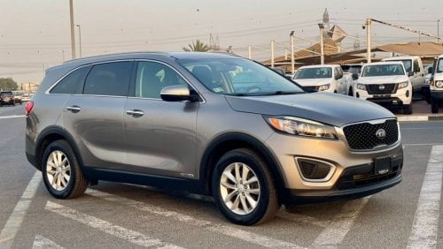 كيا سورينتو 2017 Kia Sorento LX Premium 3.3L V6 - 4x4 AWD - 7 Seater - Sensor & Rear CAM - 130,000 Mileage