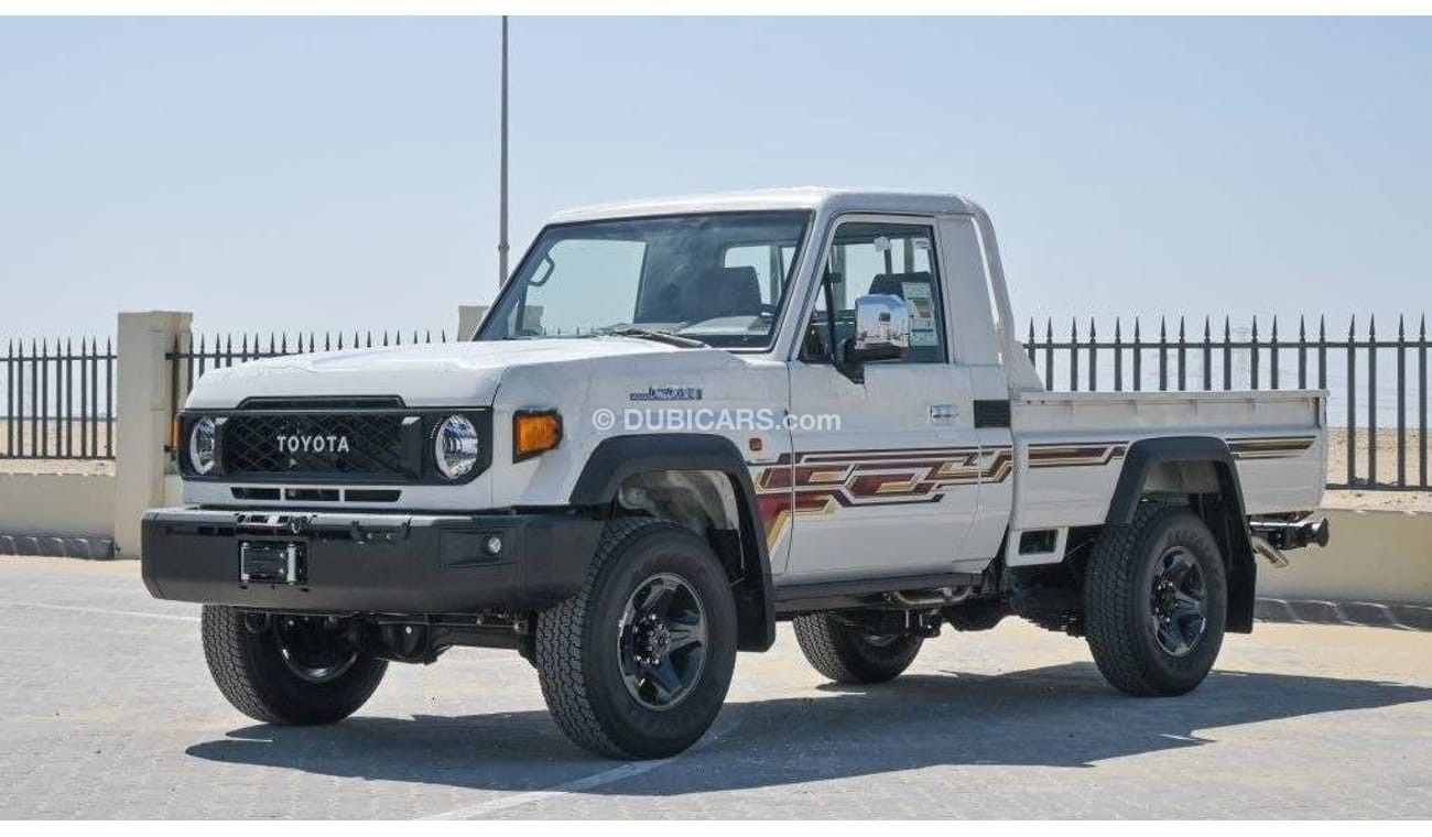 تويوتا لاند كروزر بيك آب TOYOTA LC Pick Up SC LX 4.0L PETROL AT MY2024