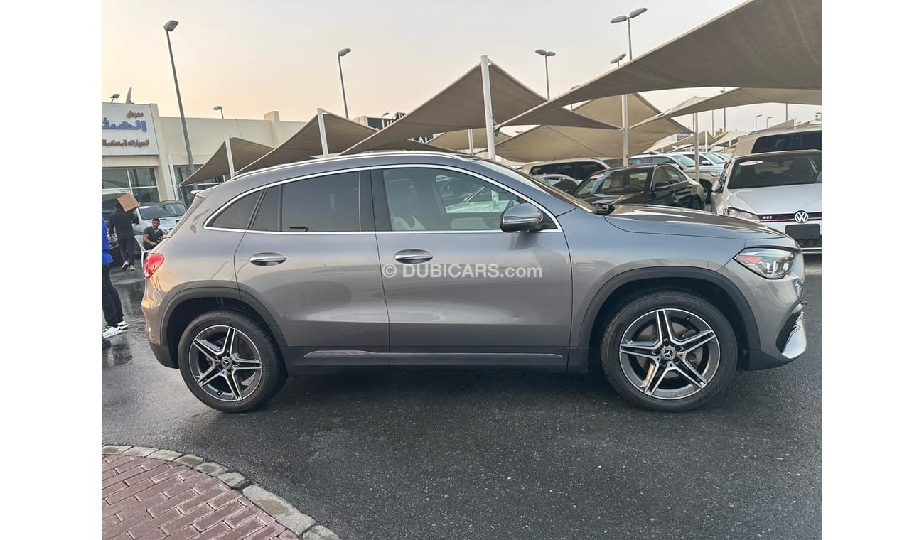 مرسيدس بنز GLA 250 4MATIC Mercedes GLA 250 _American_2021_Excellent Condition _Full option