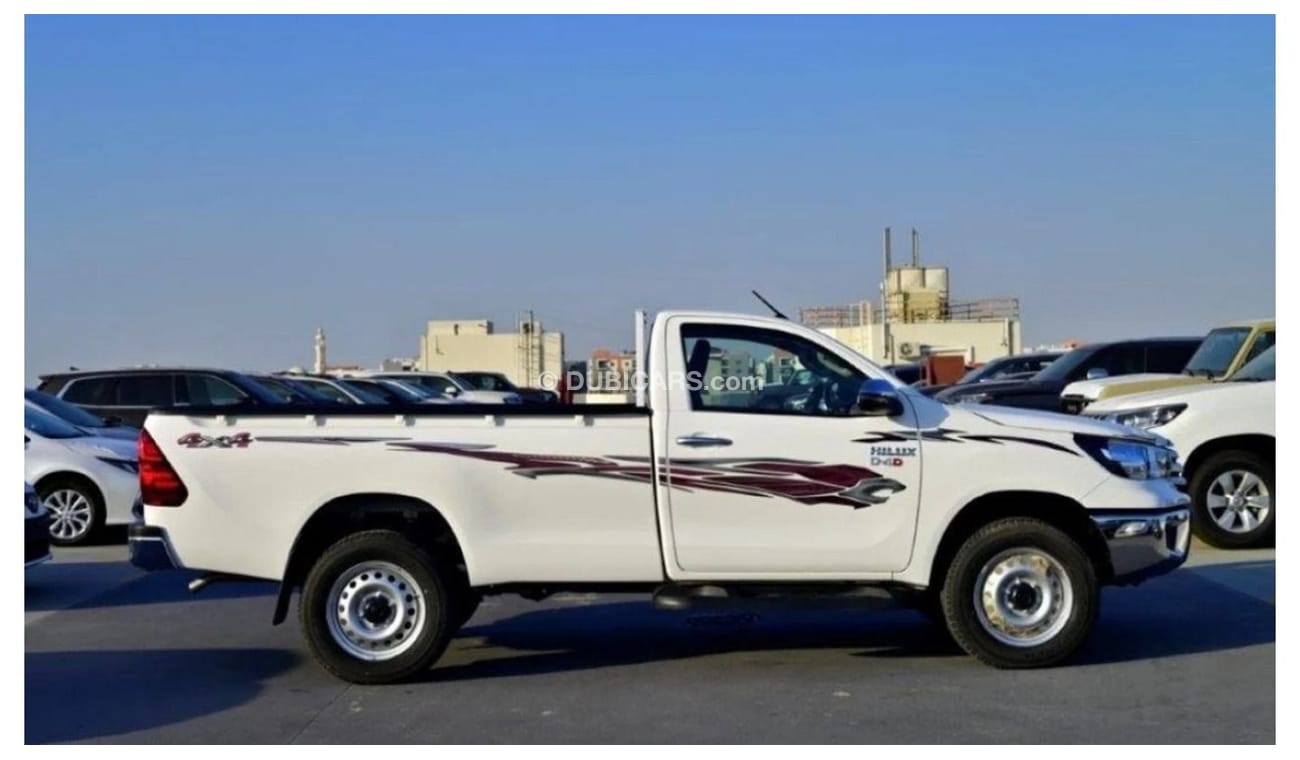 تويوتا هيلوكس Toyota Hilux Single Cab 2.4L Manual 2024