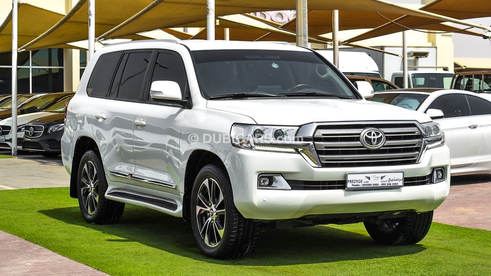 Used Toyota Land Cruiser 2018 for sale in Dubai - 662435