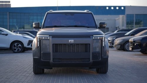 روكس 01 سيارة ROX 001 SUV فاخرة ذات 7 مقاعد تعمل بالبنزين