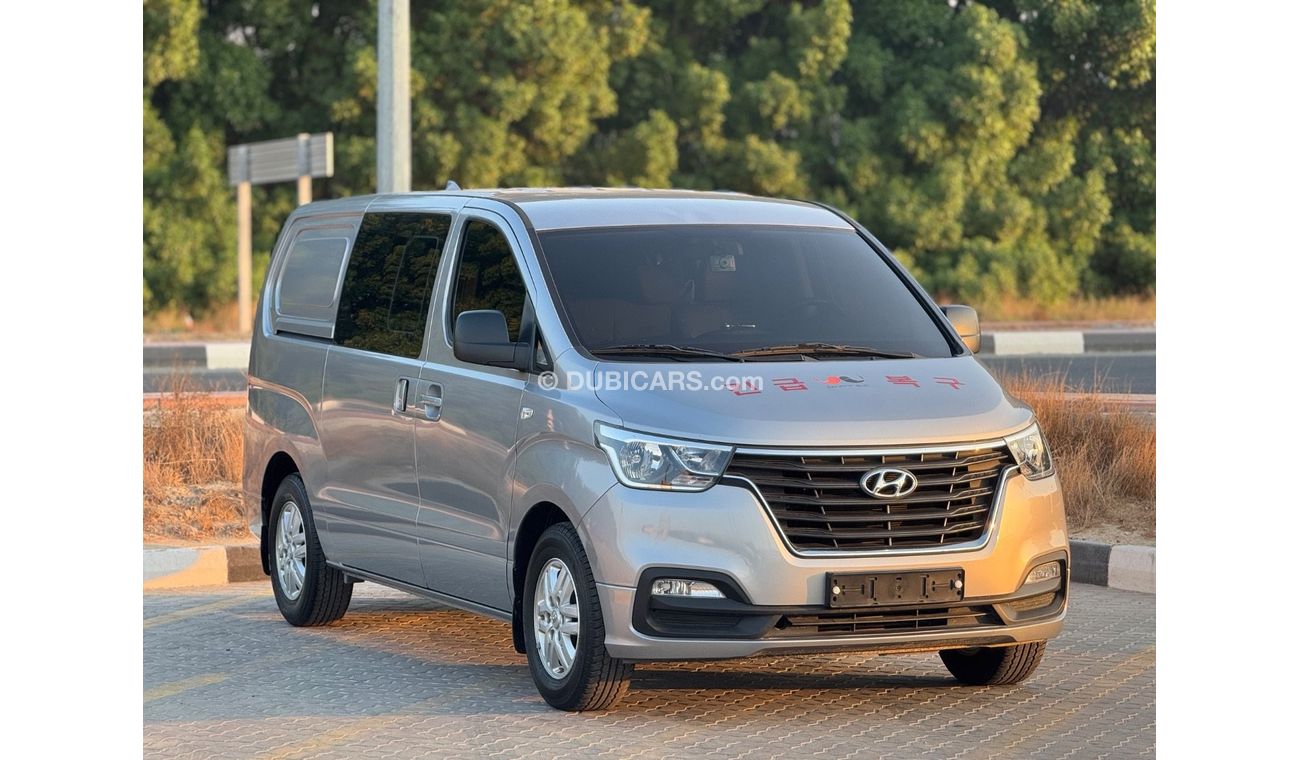 Hyundai H1 Starex