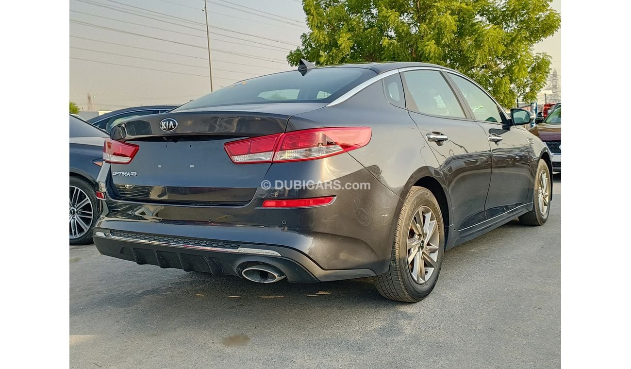 Kia Optima V4 / 2.4L /  LEATHER SEATS / LOW MILEAGE(LOT # 8455)